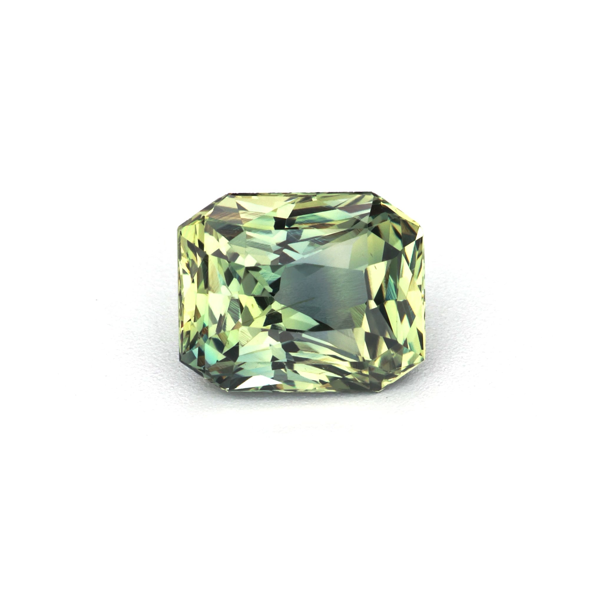 Green Sapphire - 1.32 ct