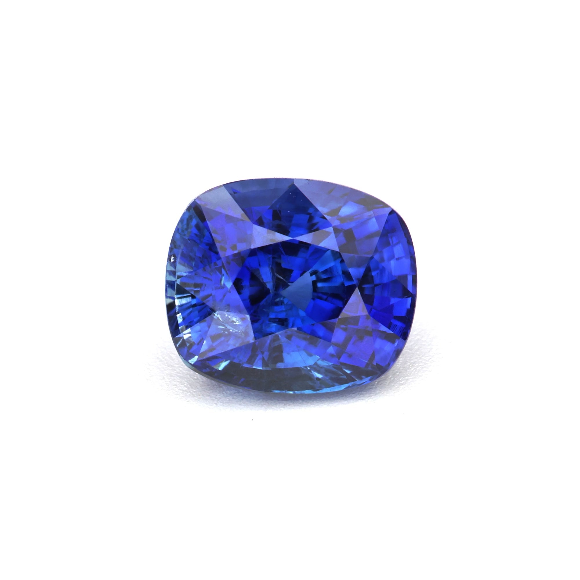 Royal Blue Sapphire - 1.09 ct