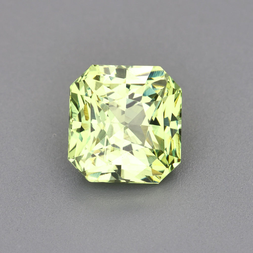 Green Chrysoberyl - 1.08 ct