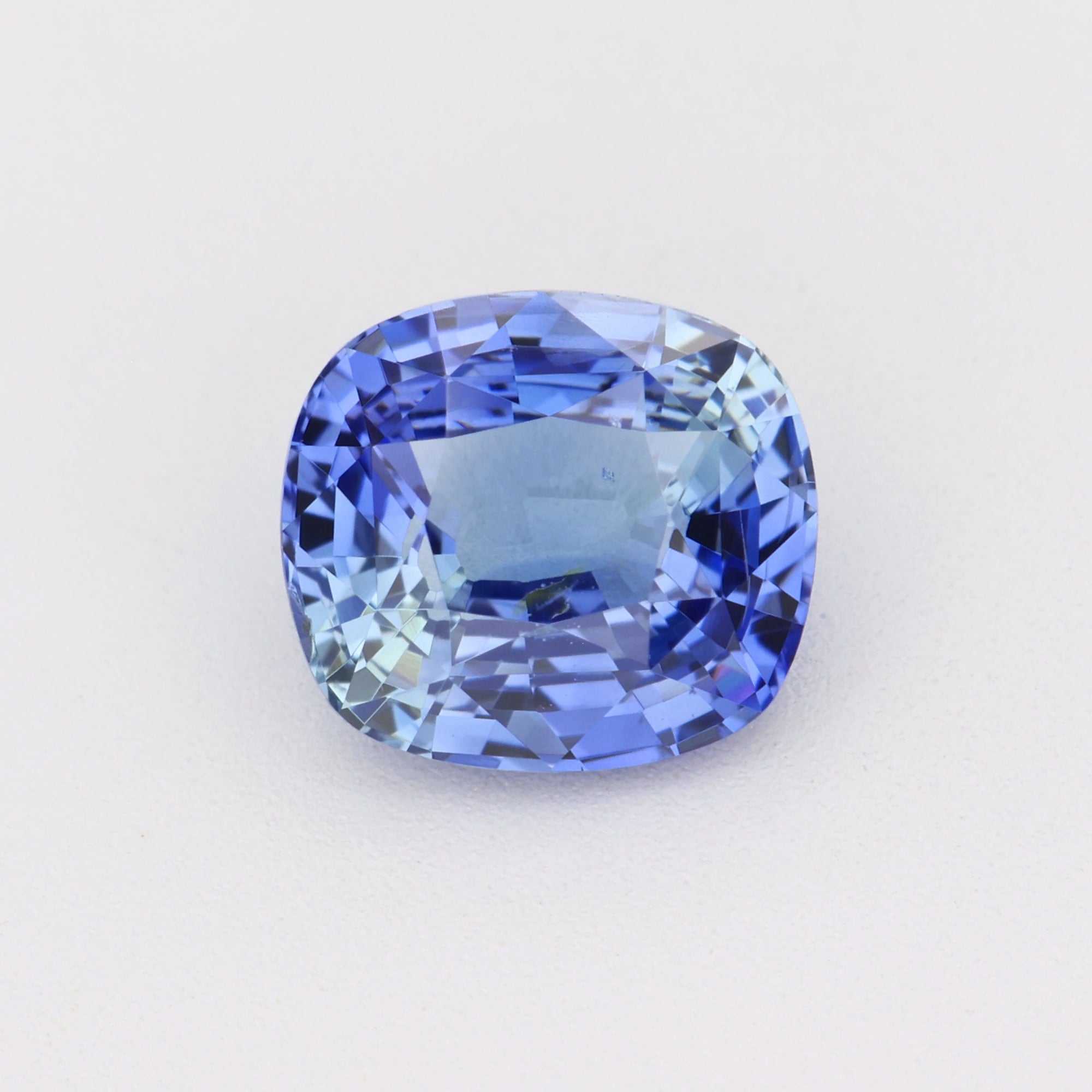 Blue sapphire - 1.06 ct