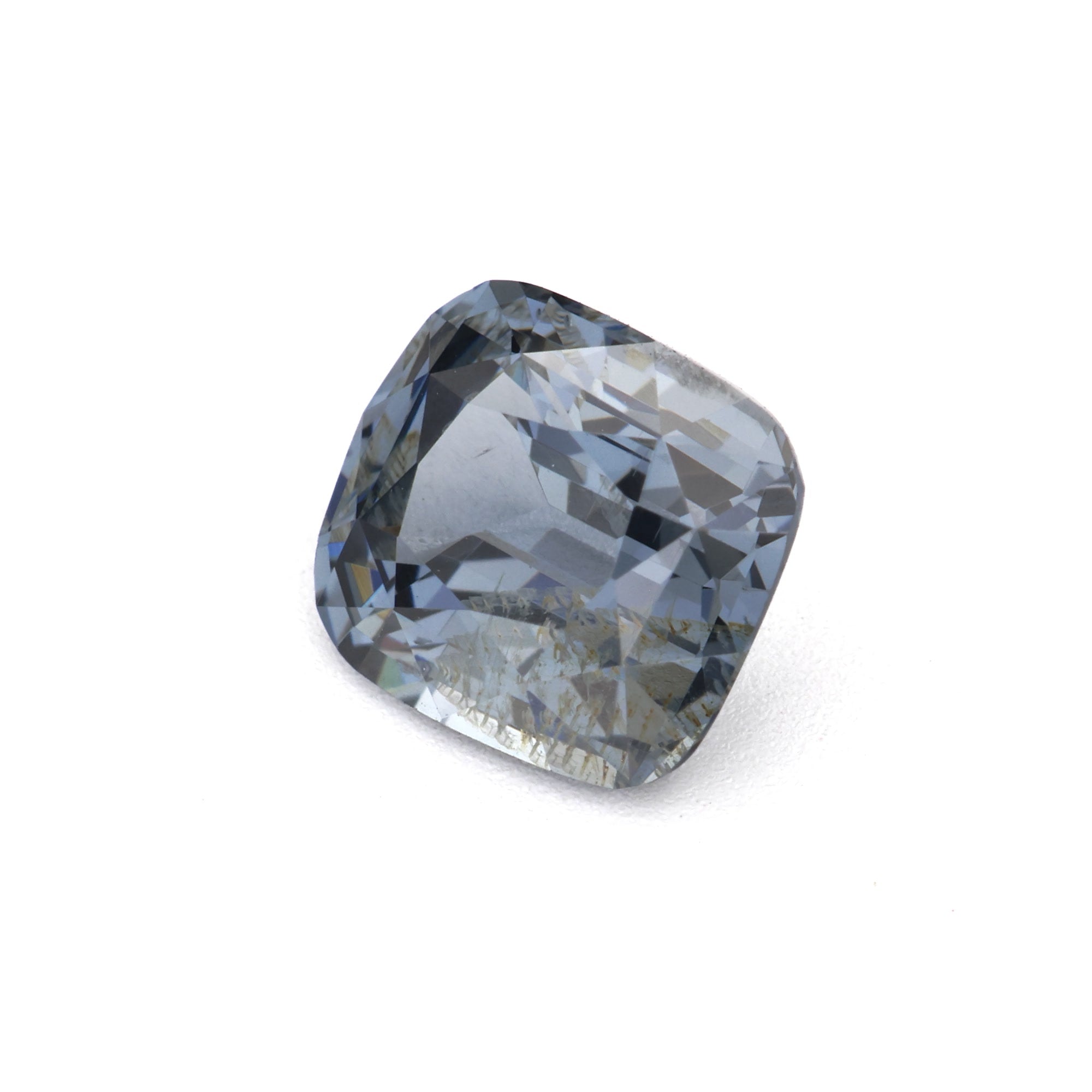 Gray spinel - 1.12 ct