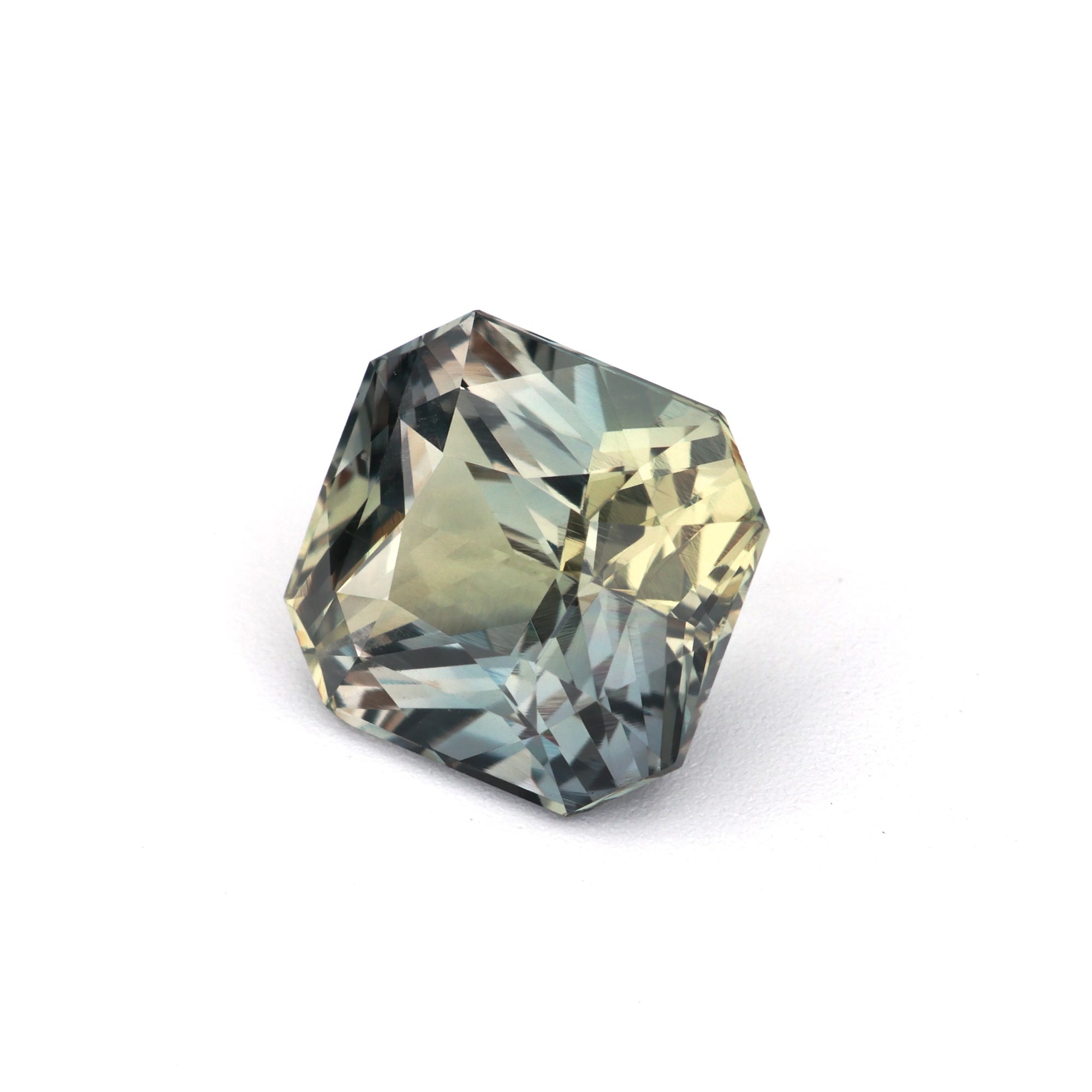 Bi colour sapphire - 2.08 ct