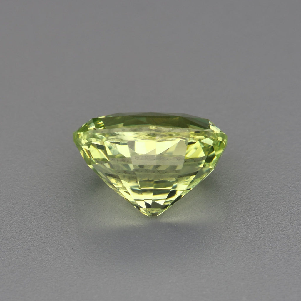 Green chrysoberyl - 1.25 ct