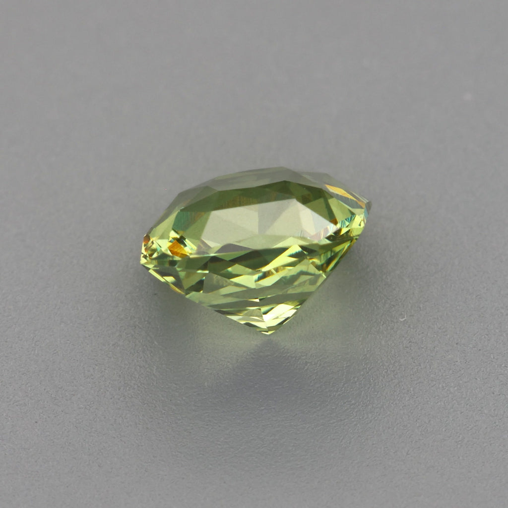 Green Chrysoberyl - 1.08 ct