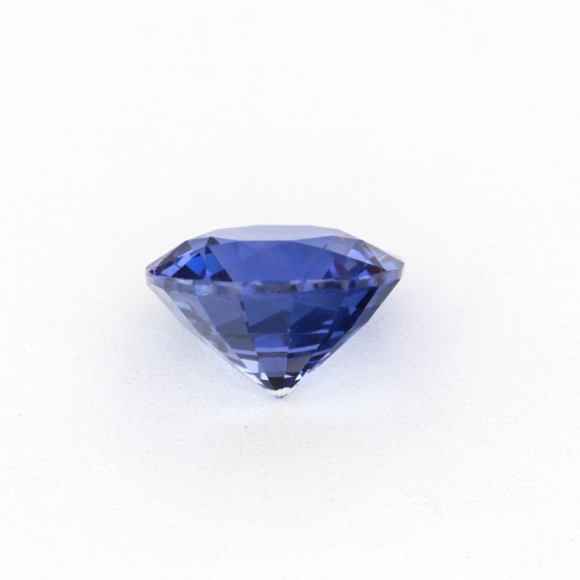 Blue sapphire - 0.62 ct