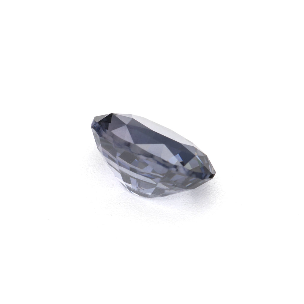 Gray spinel - 0.94 ct