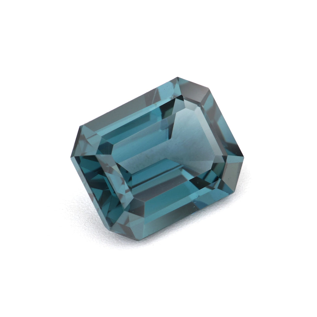 Blue Spinel - 1.37 ct