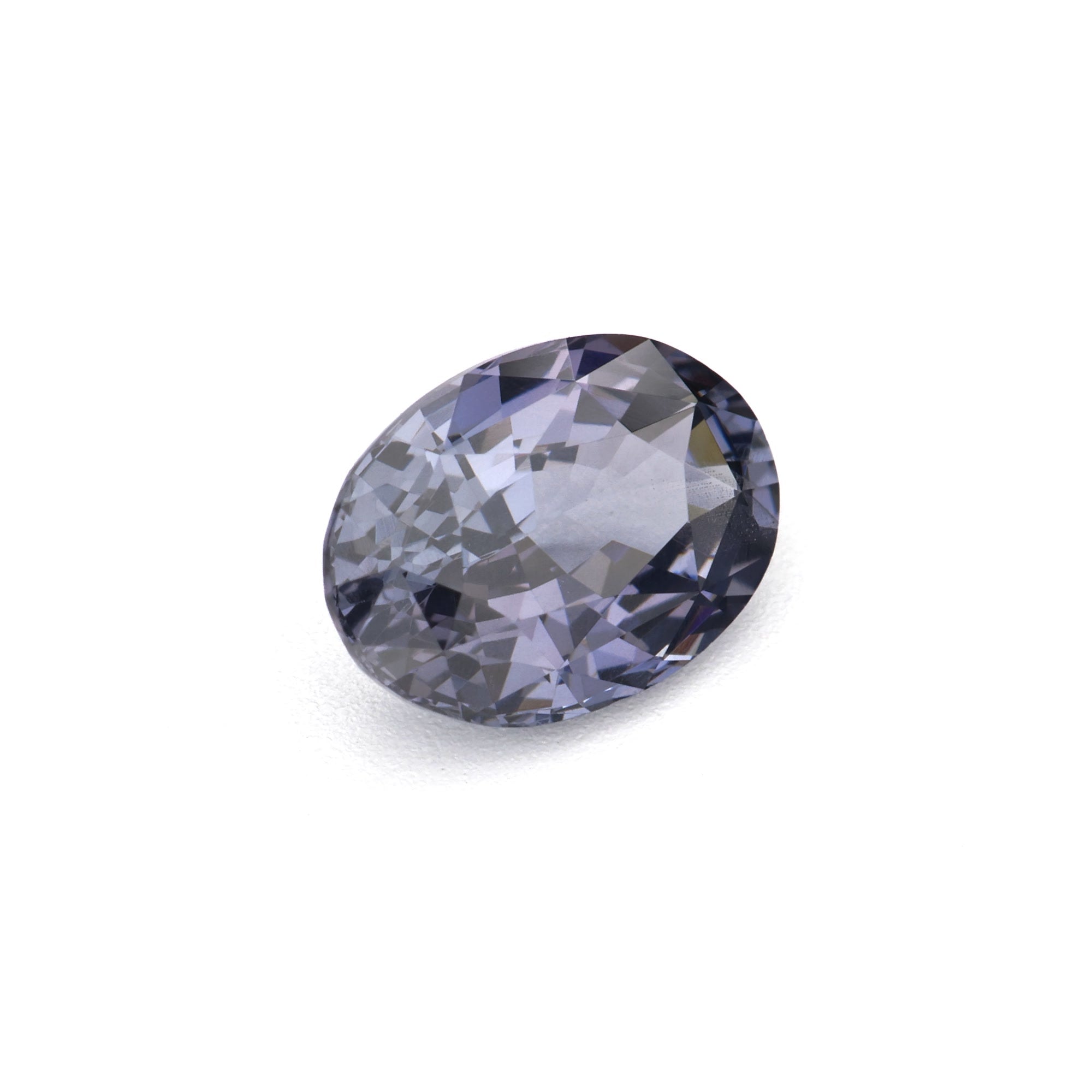 Gray spinel - 0.94 ct
