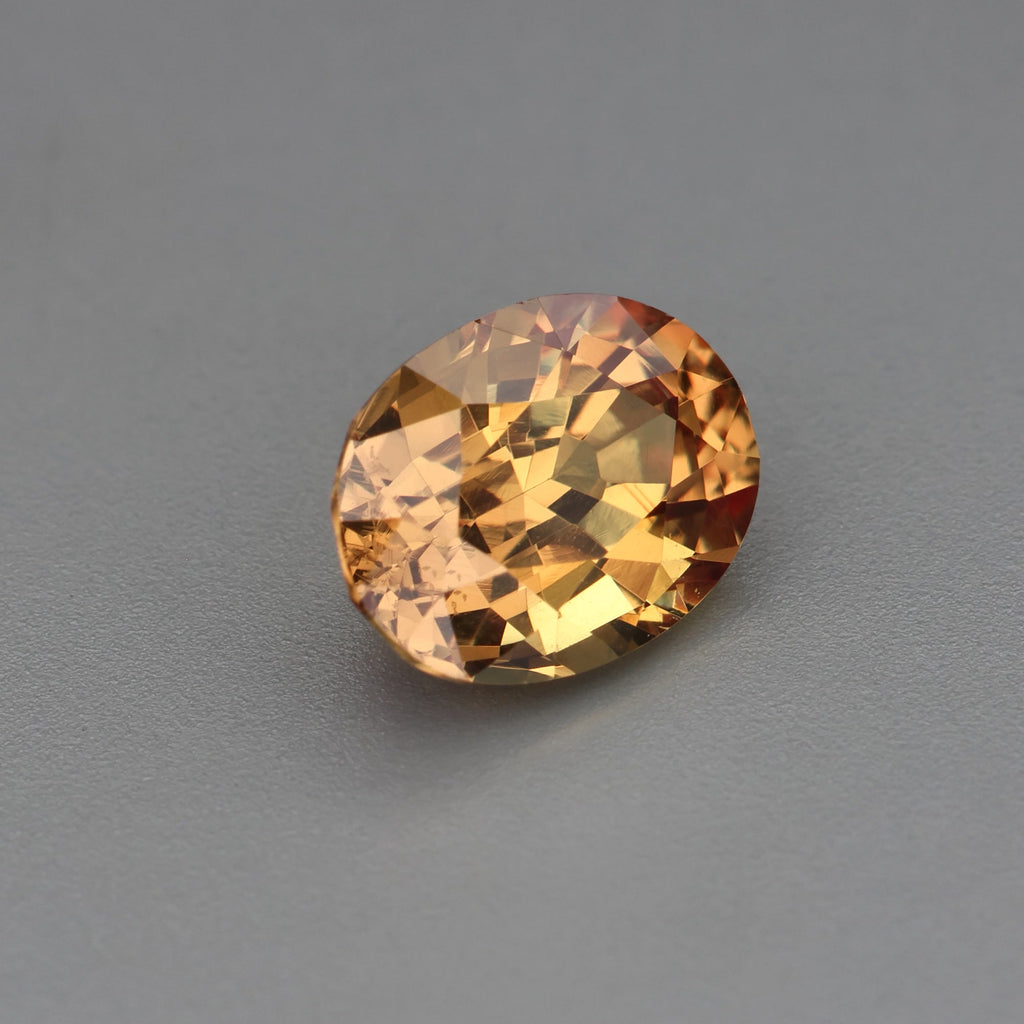Yellow Sapphire - 1.36 ct