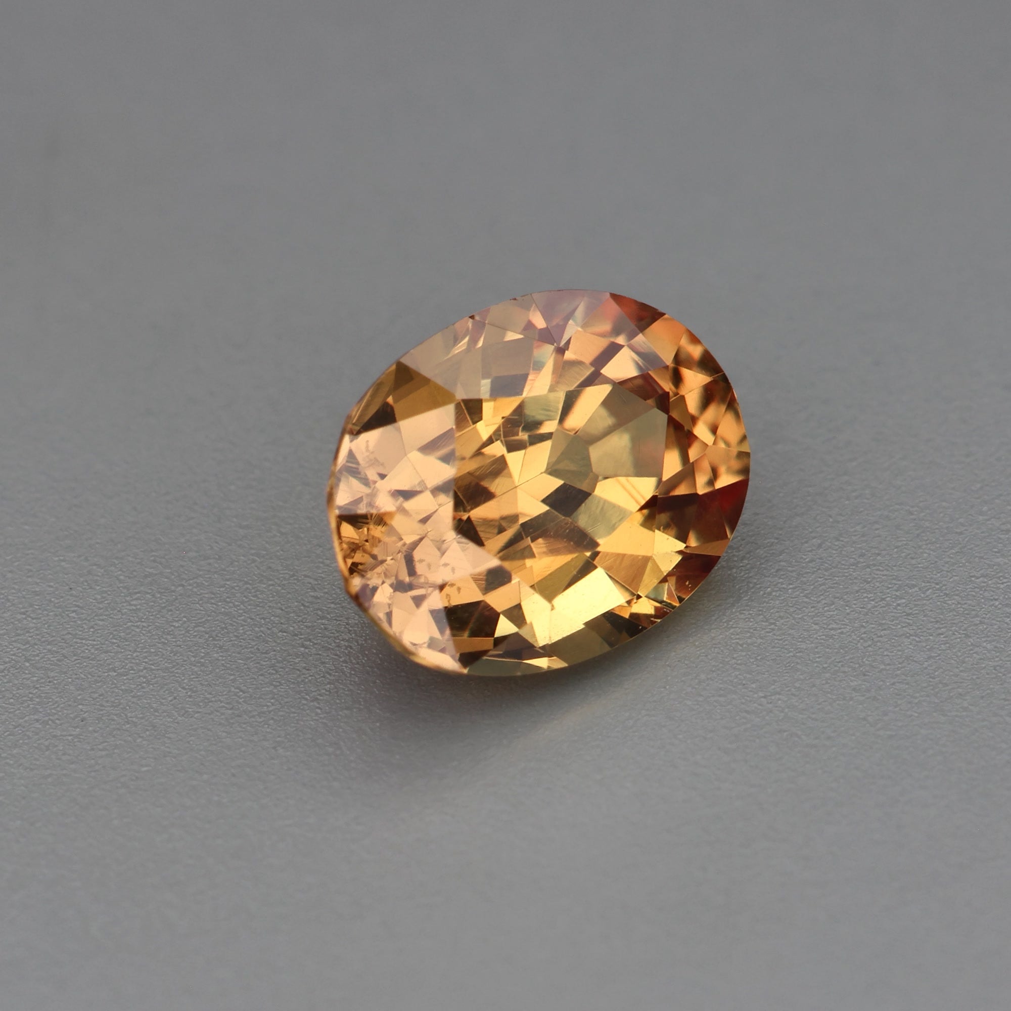 Yellow Sapphire - 1.36 ct