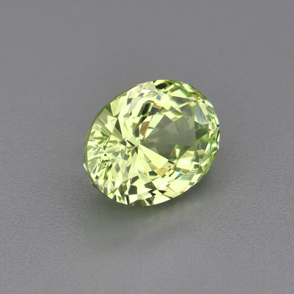 Green chrysoberyl - 1.25 ct