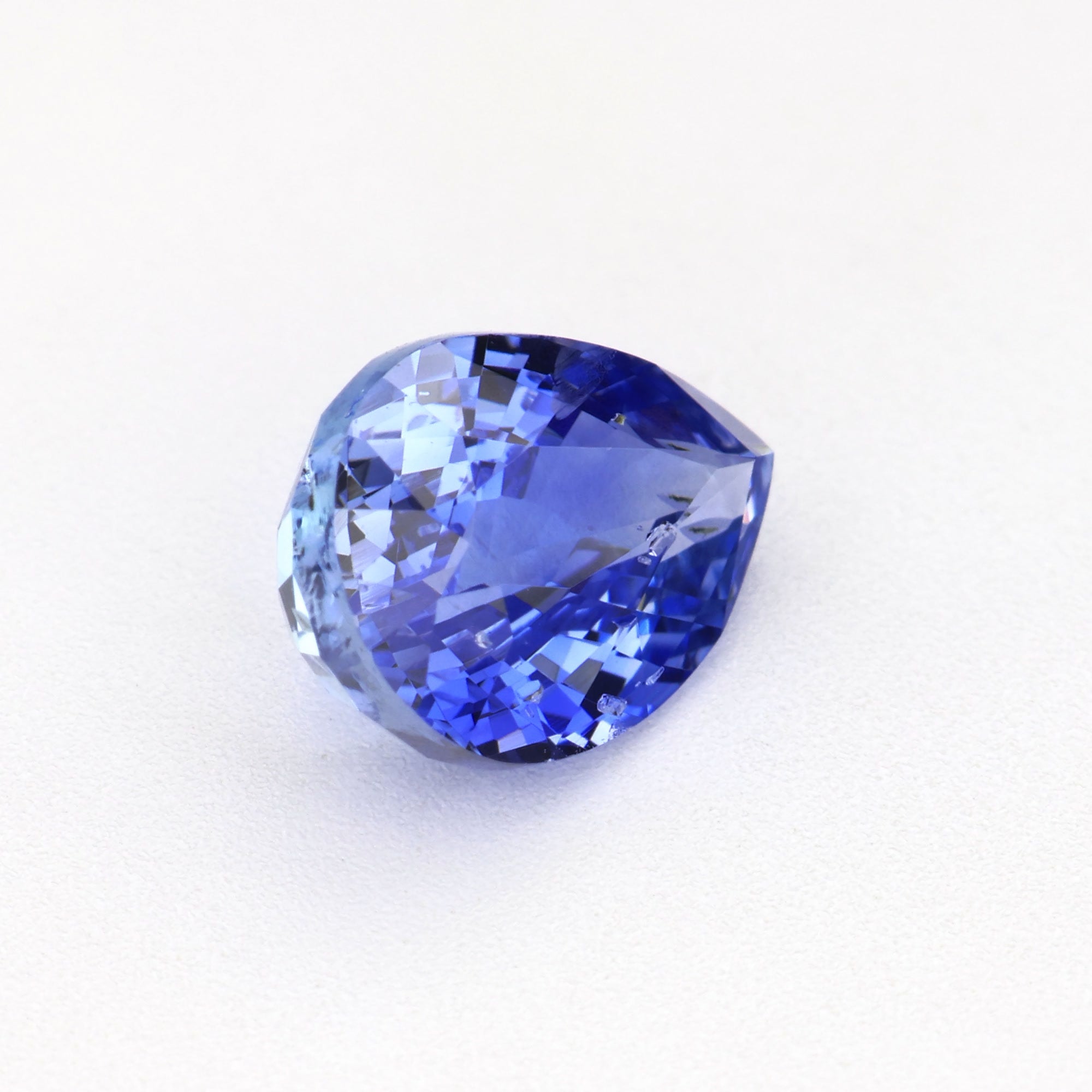 Blue sapphire - 1.06 ct