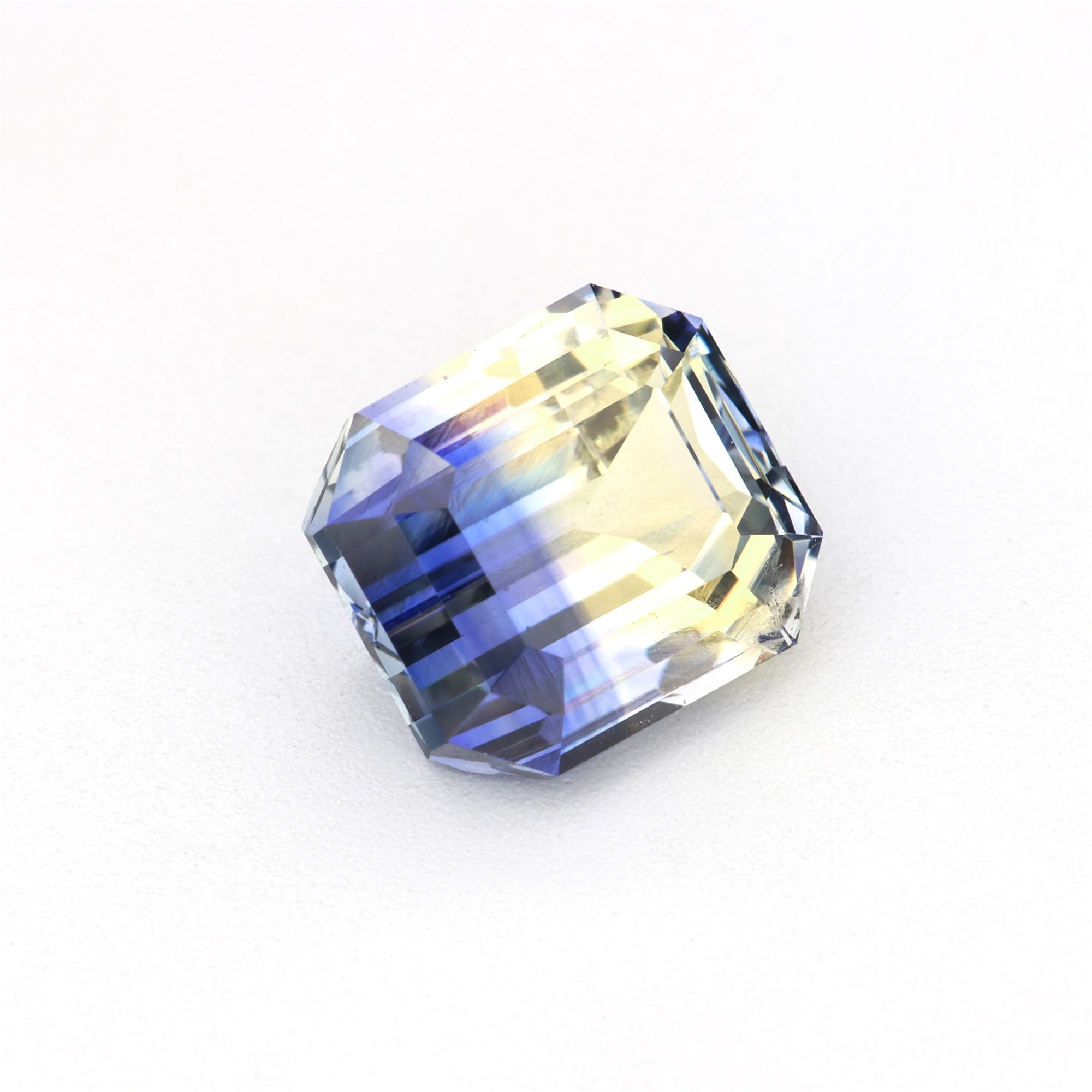 Bi Colour Sapphire - 1.63 ct