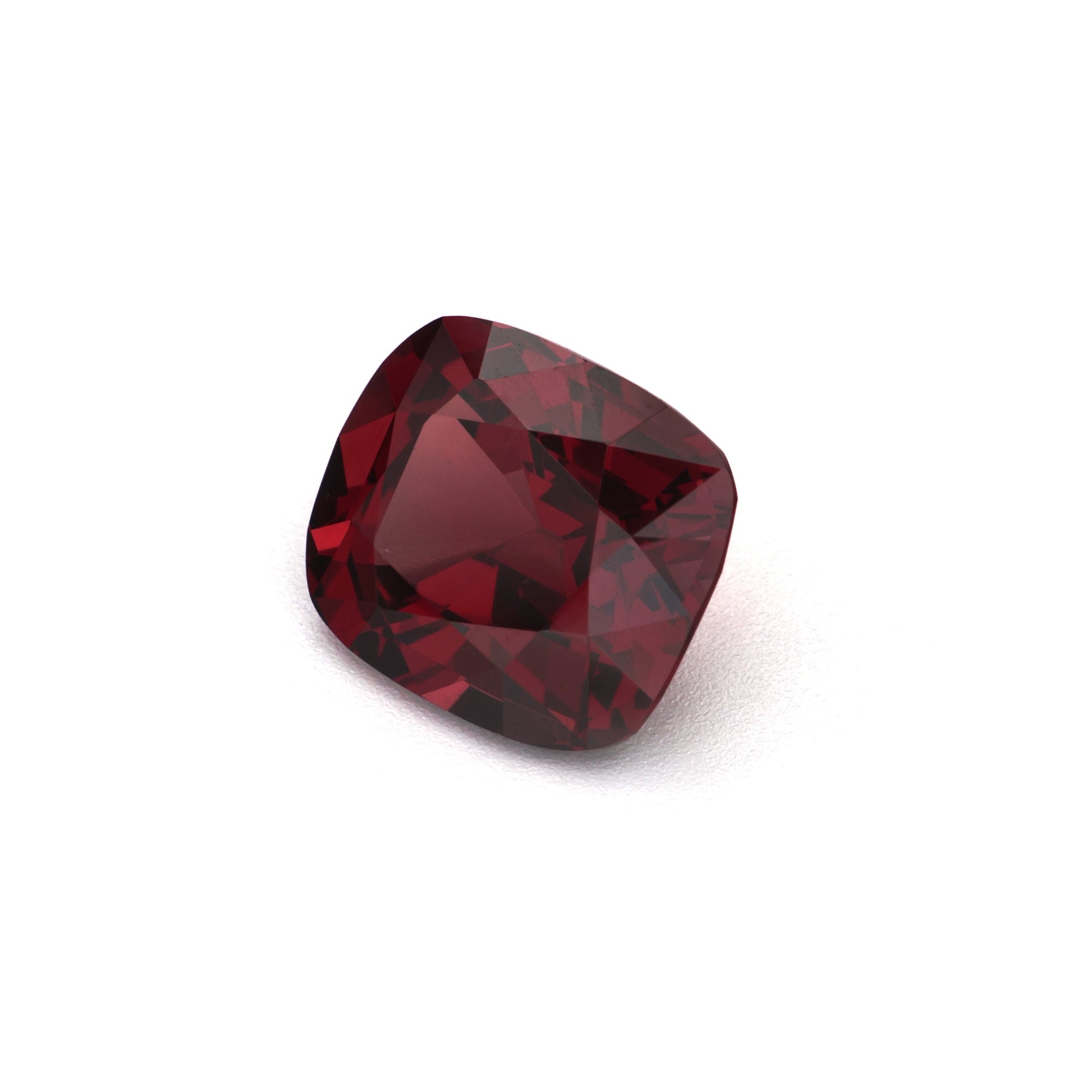 Garnet - 2.34 ct