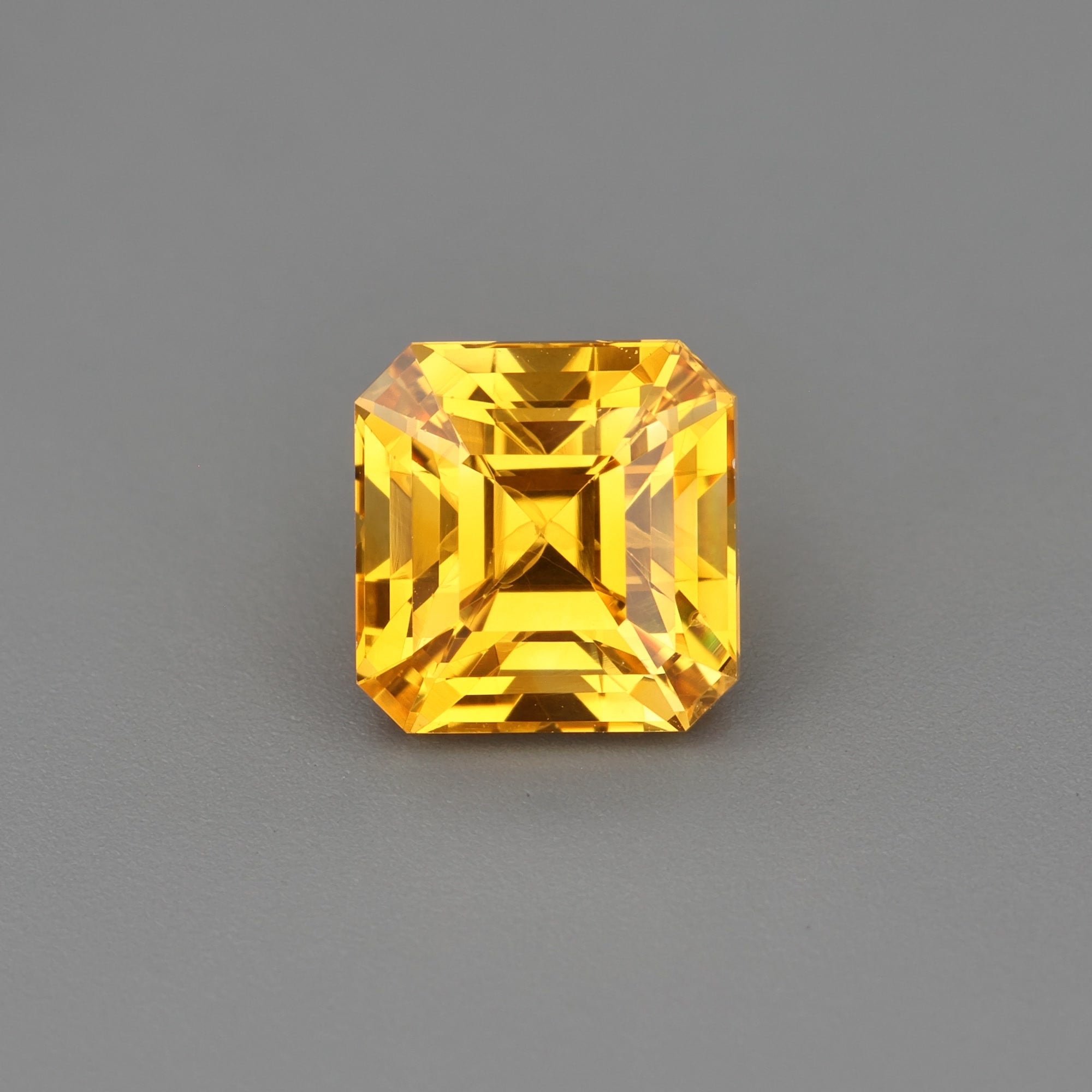 Yellow Sapphire - 1.38 ct
