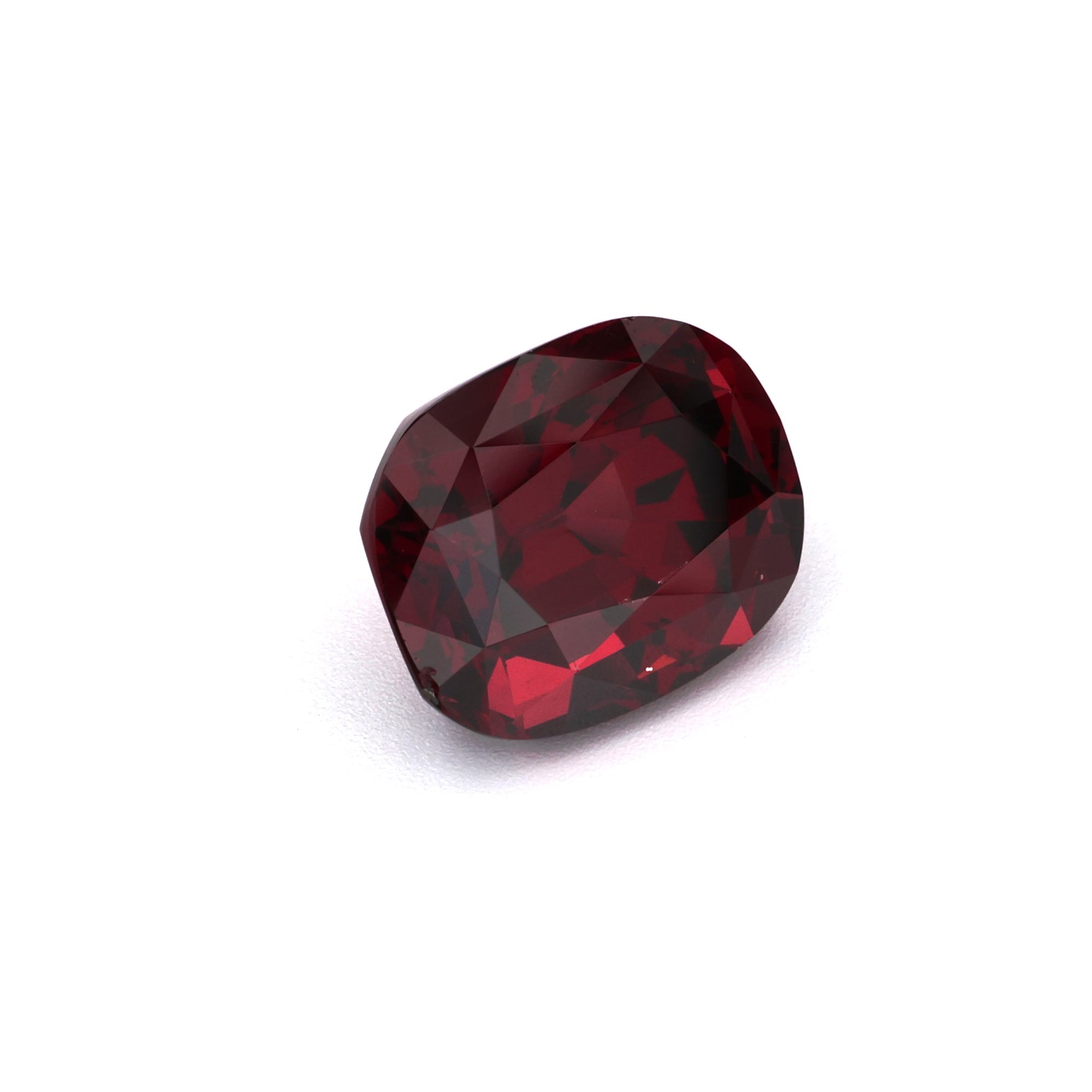 Garnet - 3.97 ct
