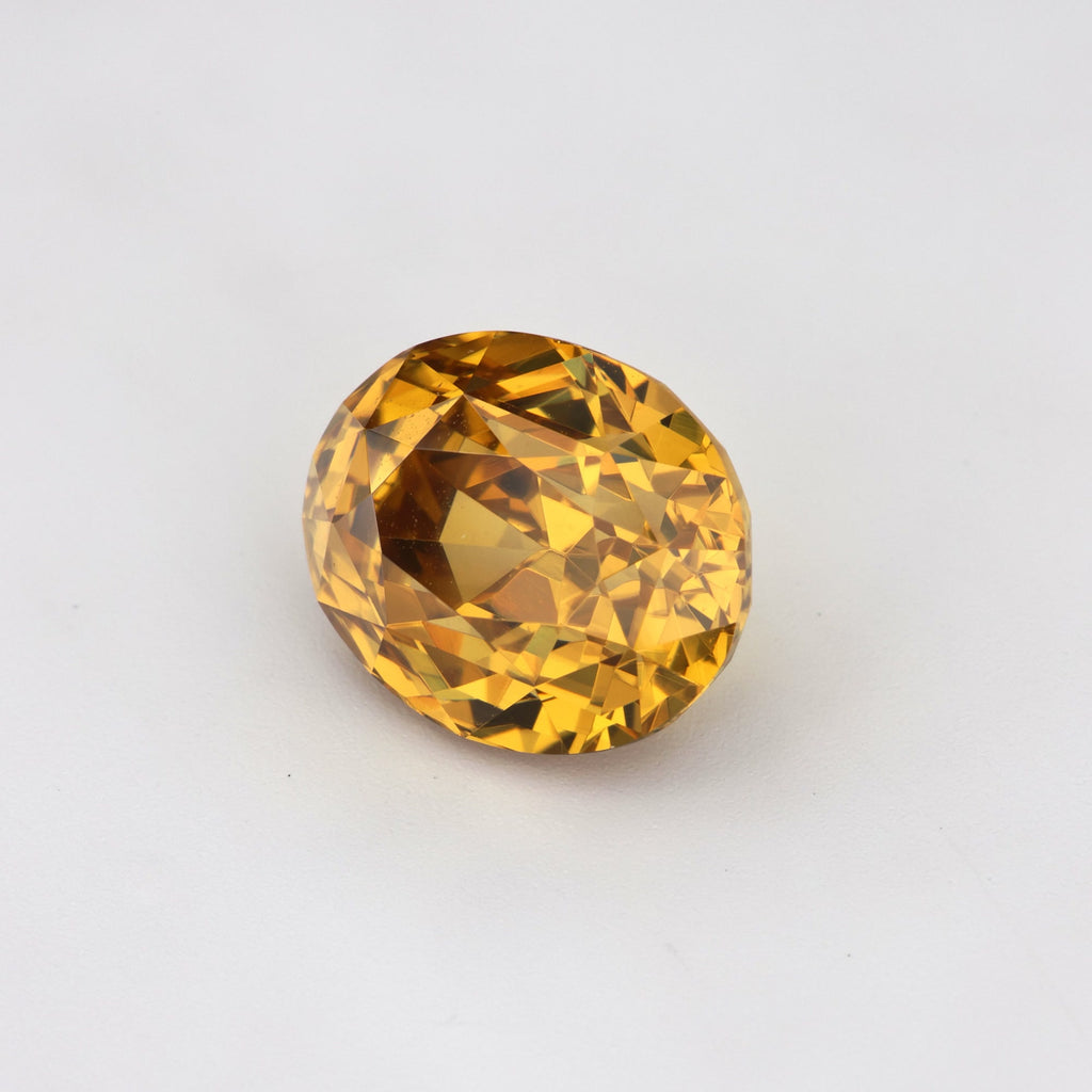 Yellow zircon - 4.4 ct