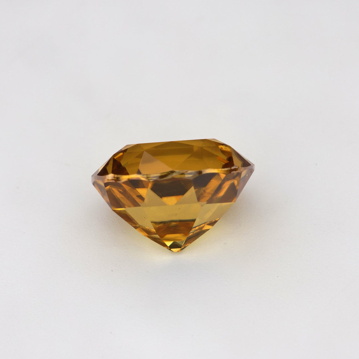 Yellow zircon - 4.4 ct