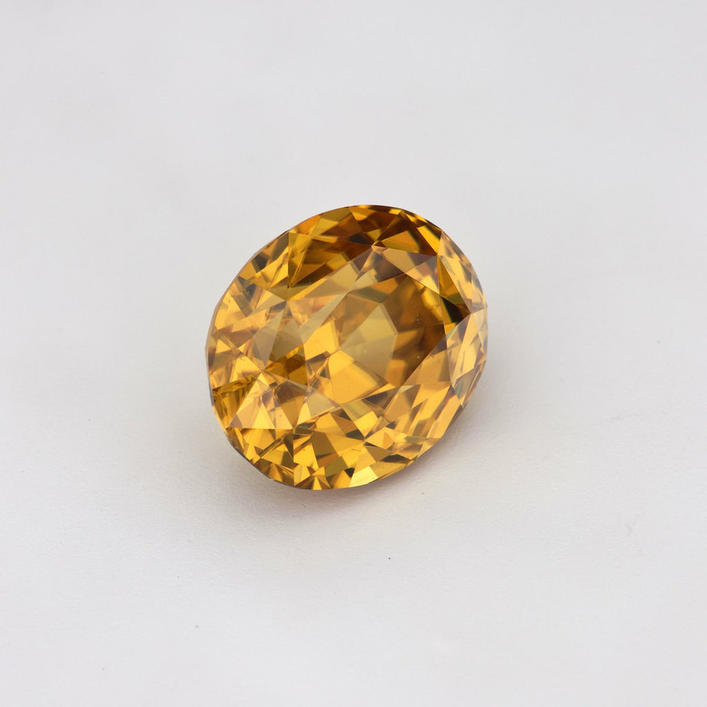 Yellow zircon - 4.4 ct