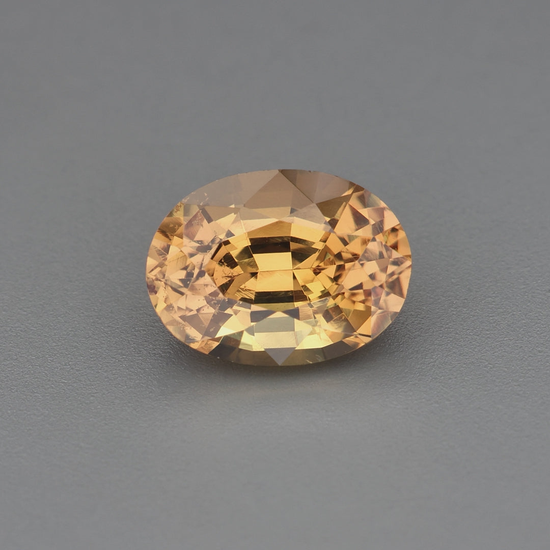 Yellow Sapphire - 1.36 ct
