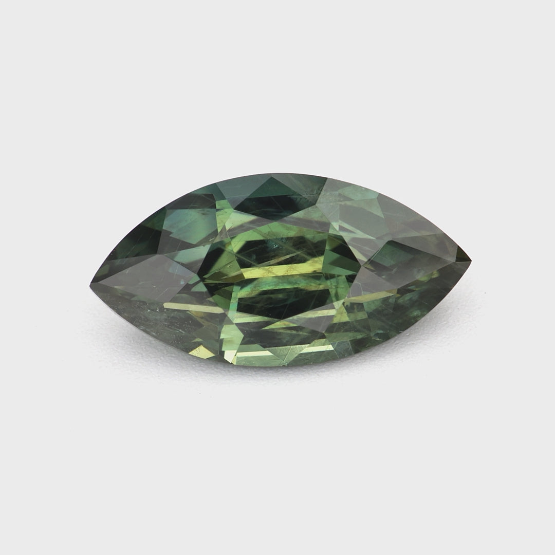 Green Sapphire - 1.39 ct