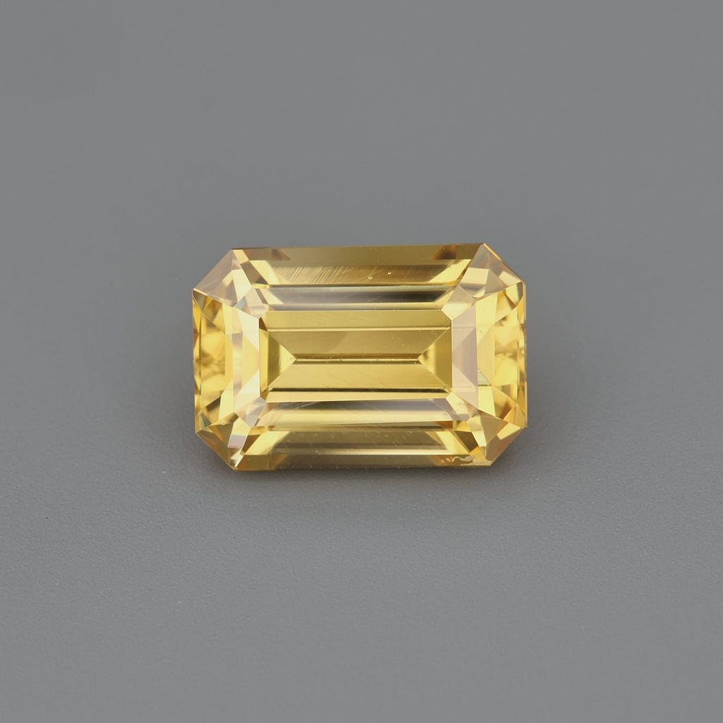 Yellow zircon - 2.40 ct
