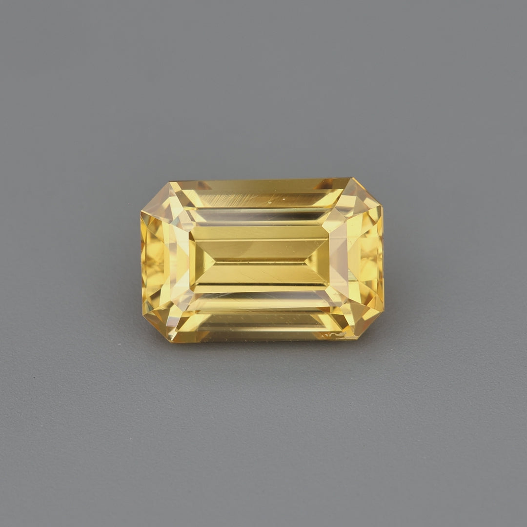 Yellow zircon - 2.40 ct