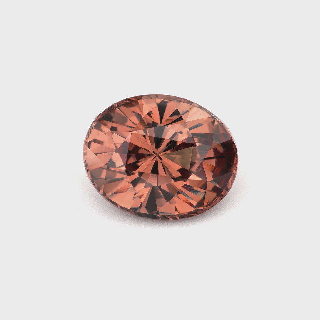 Garnet - 2.61 ct - Colour changing