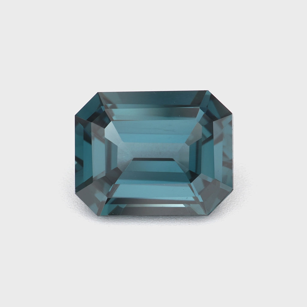 Blue Spinel - 1.37 ct