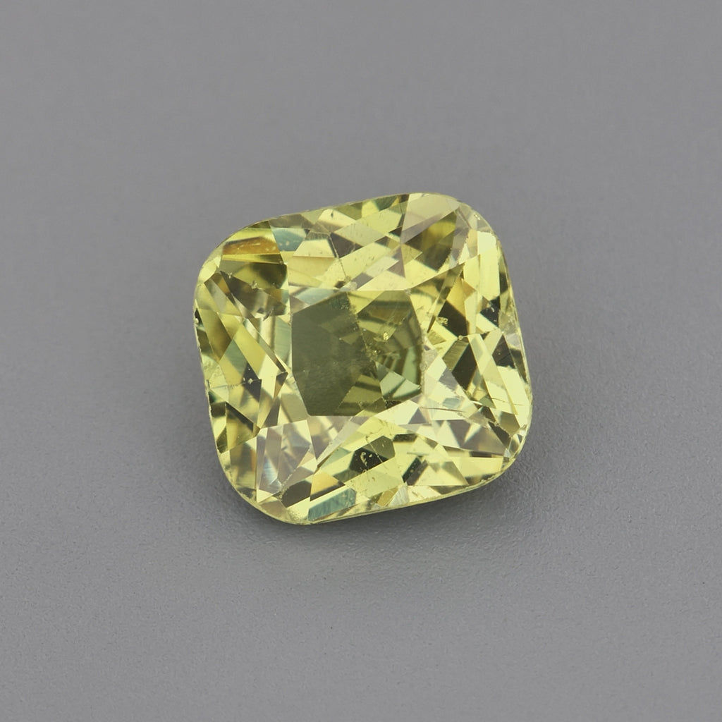 Green chrysoberyl - 1.08 ct