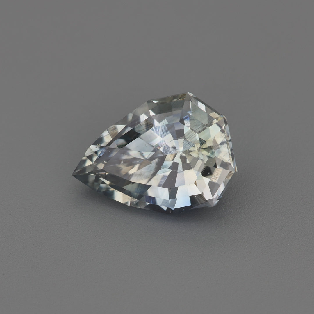 Bi Colour Sapphire - 1.66 ct