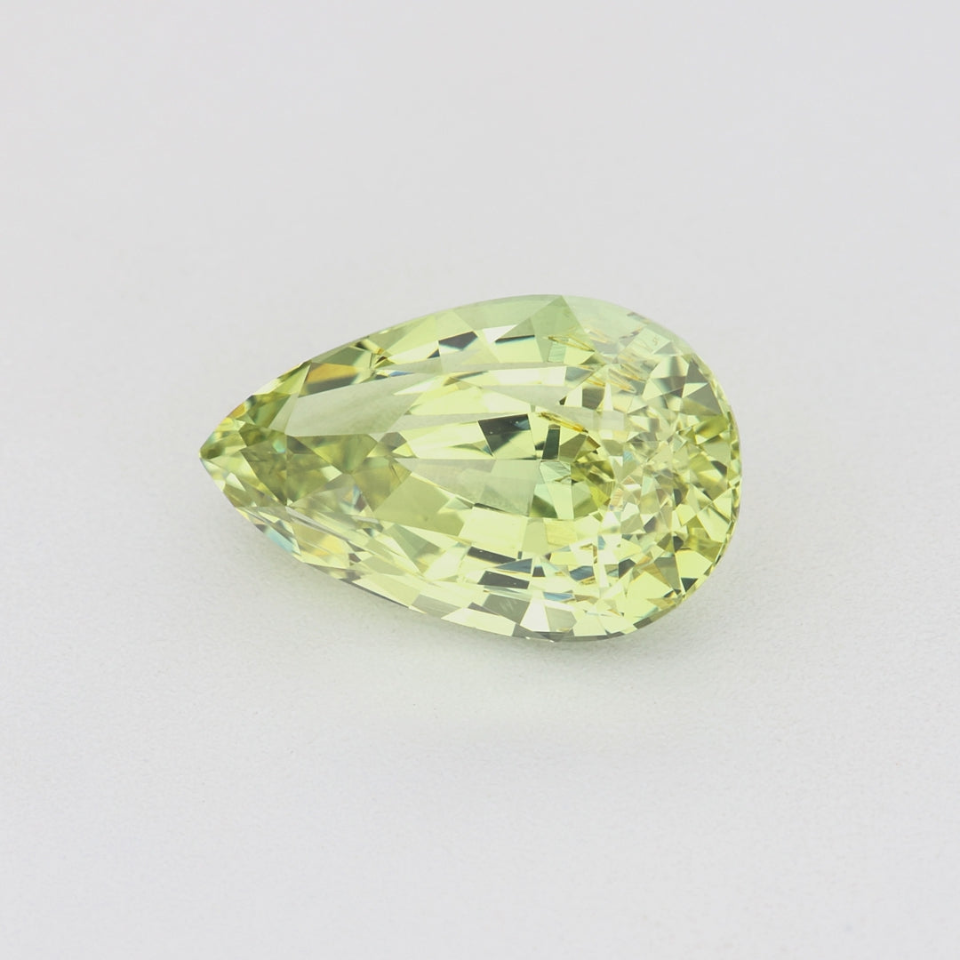 Green chrysoberyl - 1.31 ct