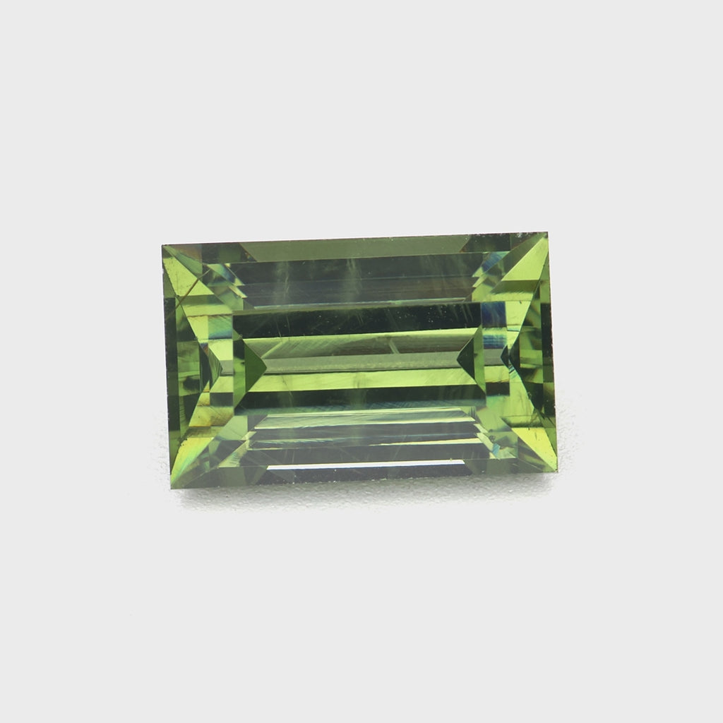 Green zircon - 1.77 ct