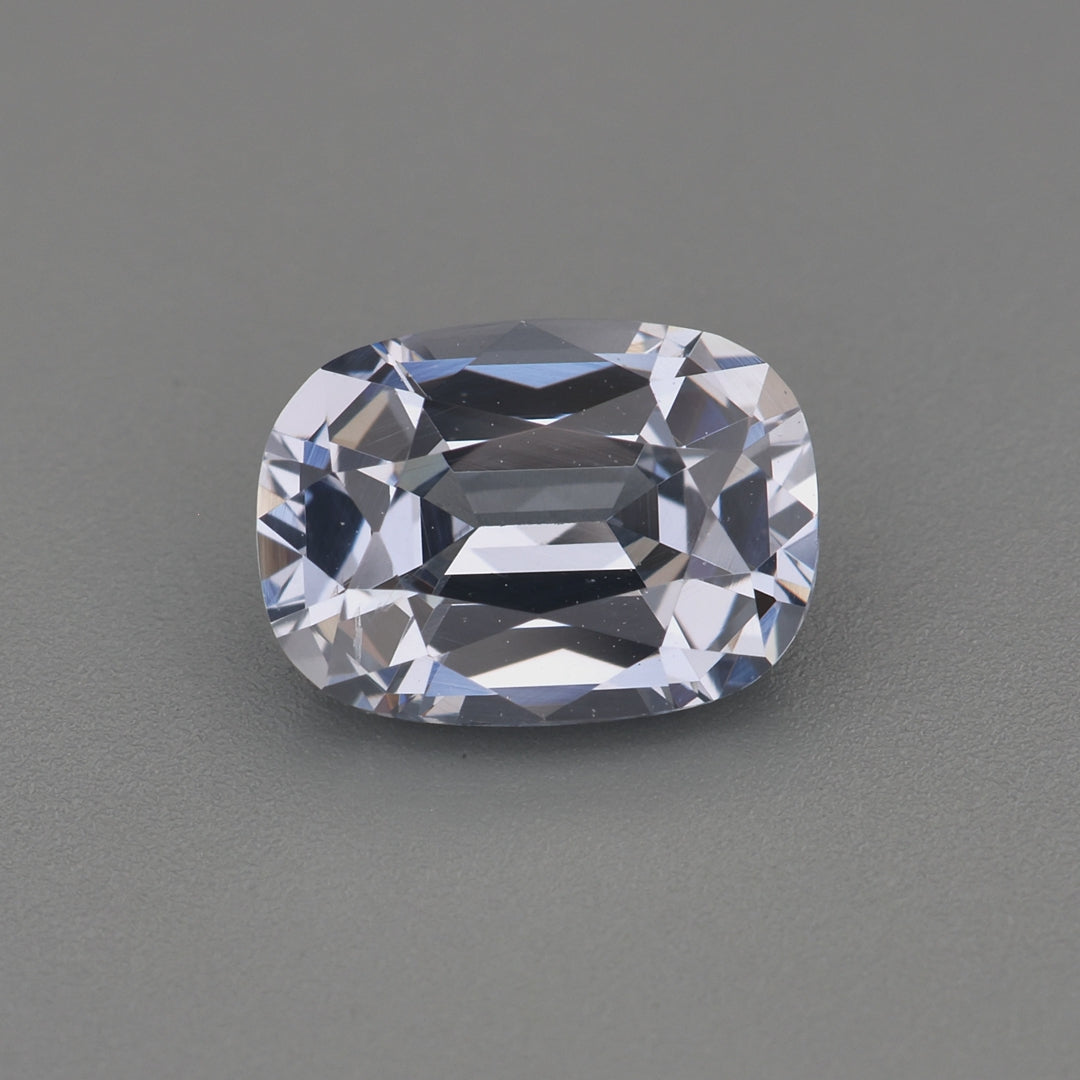 Grey Spinel - 1.05 ct