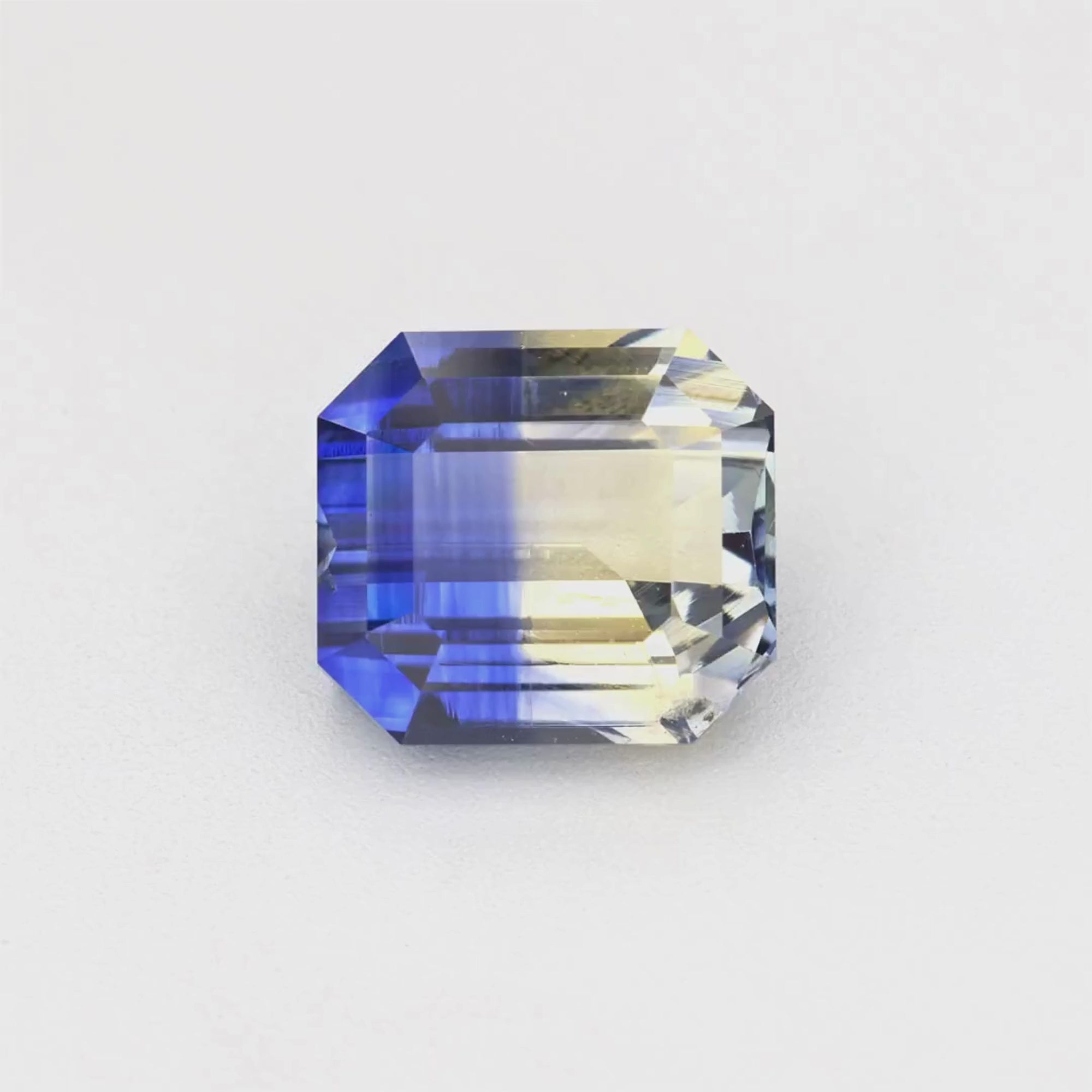 Bi Colour Sapphire - 1.63 ct