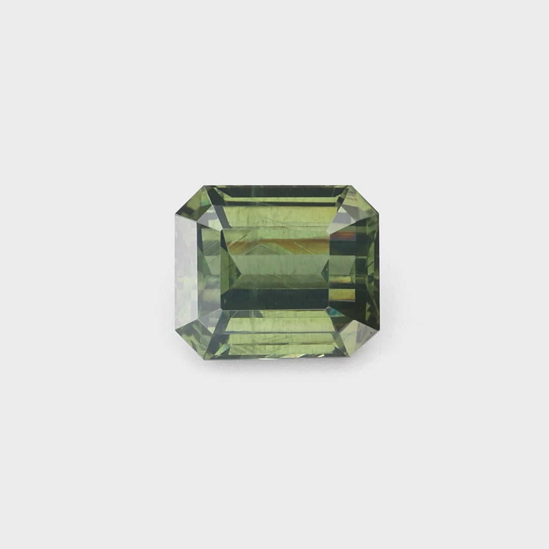 Green zircon - 3.47 ct